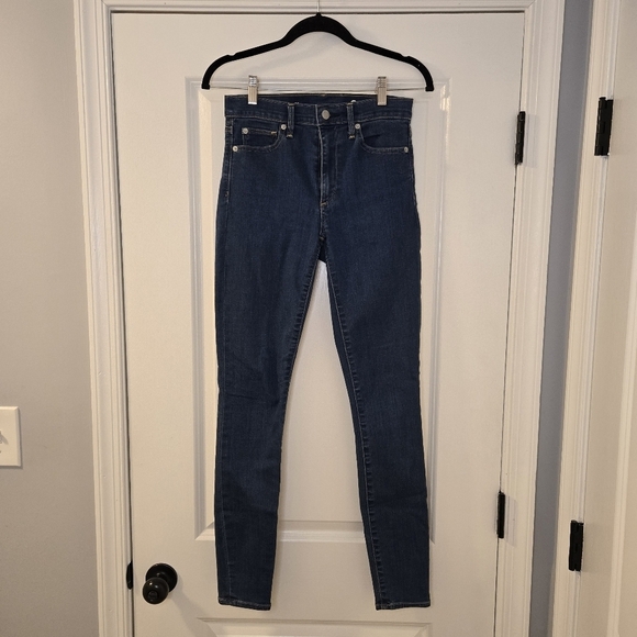 GAP Mid Rise Size 26R Straight Leg Jeans Dark Wash With Flex Waist - Picture 3 of 16